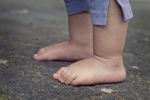 Pieds d'enfant